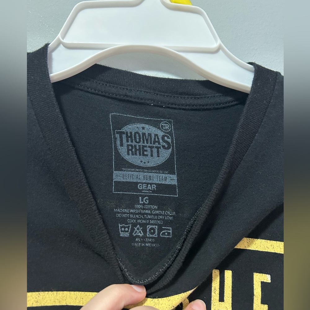 Thomas Rhett Tour T-Shirt - Picture 3 of 7